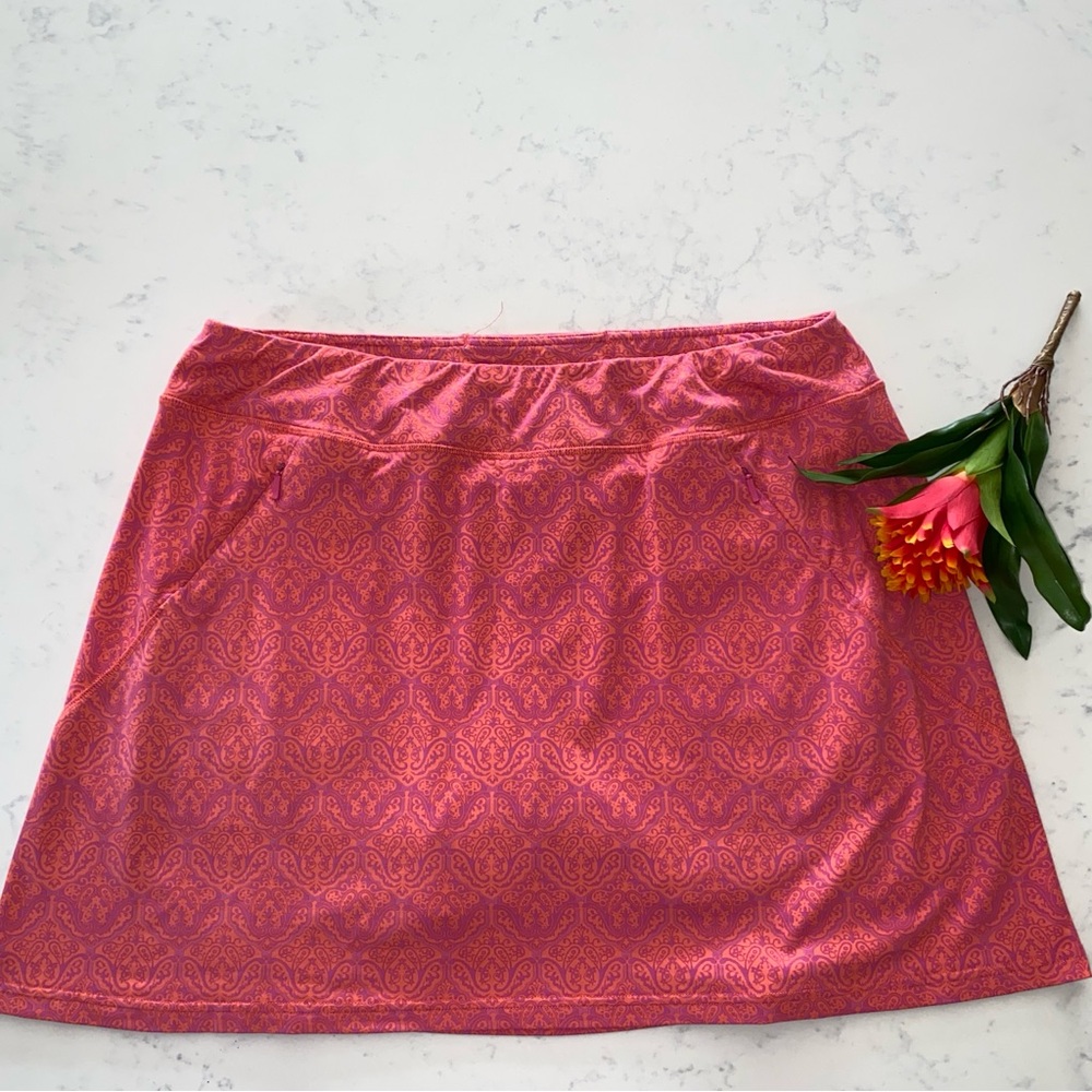 Title Nine Majestic paisley print skort Sz. XL (b2)